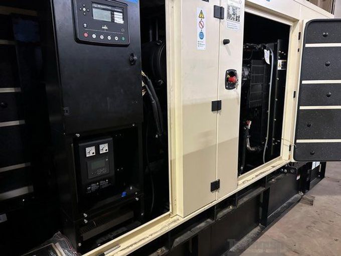 [Demo] Caterpillar 1000 kW Diesel Generator Set